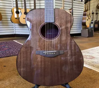 رنگبندی گیتار یاماها C45